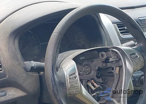 2015 Nissan Altima 2.5 Sv z USA, uszkodzony, nr VIN 1N4AL3AP7FC209256